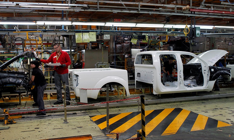 Затварянето на завода в Барселона ще струва на Nissan около 1.5 милиарда евро
