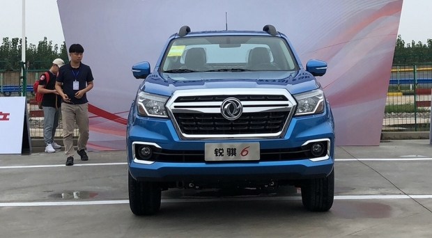 В Китай се появи местна версия на Nissan Navara