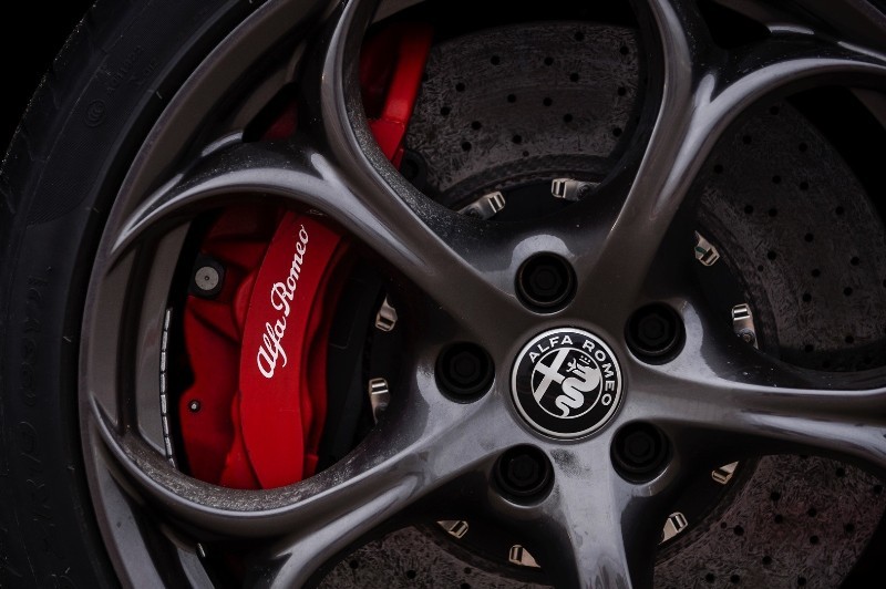 FCA продава Alfa Romeo и Maserati?