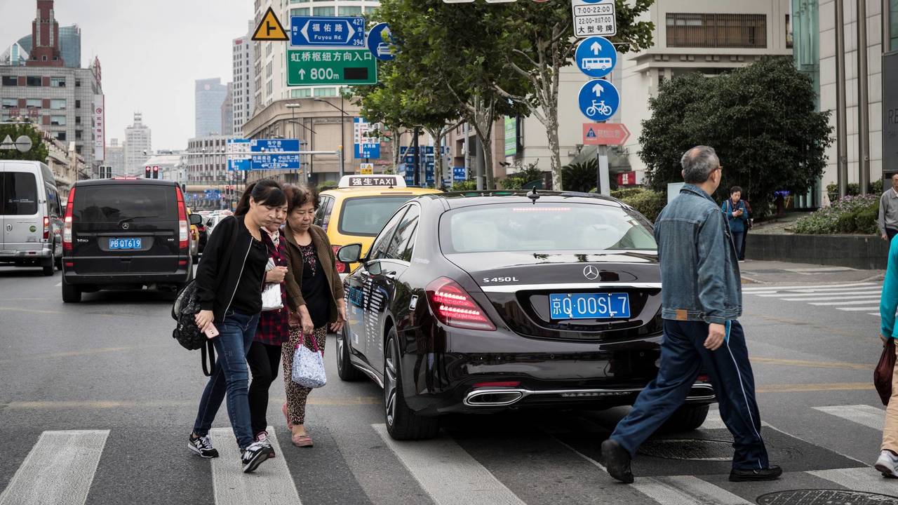 Mercedes тества автономни технологии в Китай