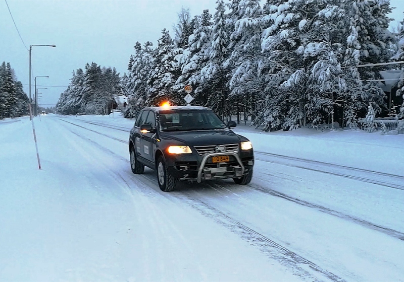 Финландци направиха автопилот за заснежени пътища