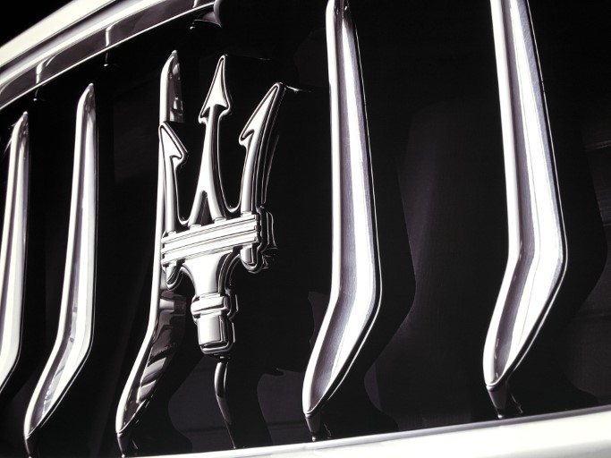 Maserati обяви плановете за електрификация (много видео)