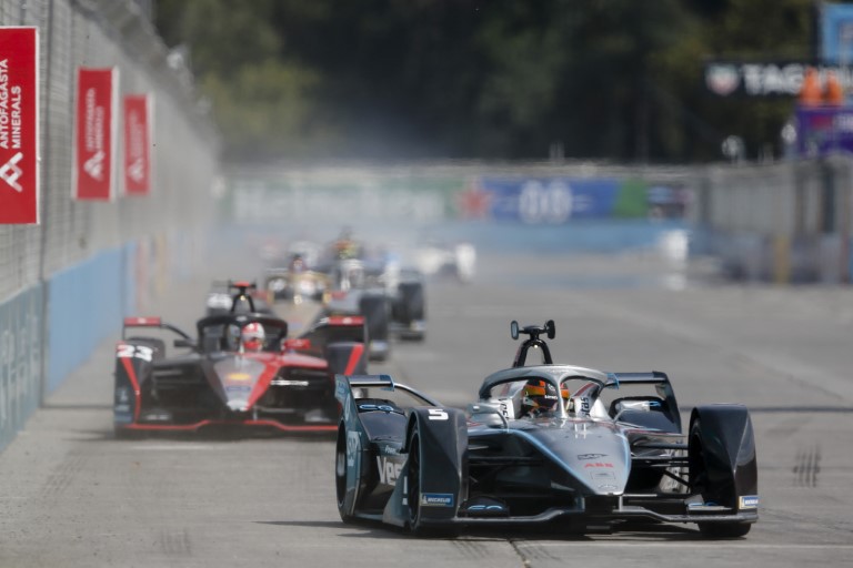 Формула Е: Максимилиан Гюнтер спечели гонката в Сантяго