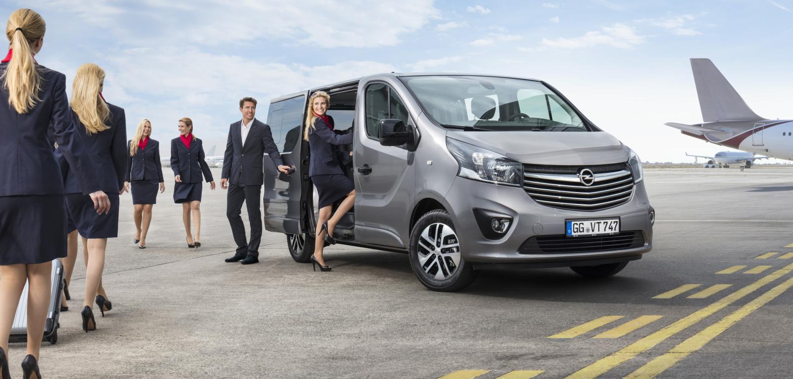 Новите големи ванове на Opel – Vivaro Tourer и Combi+