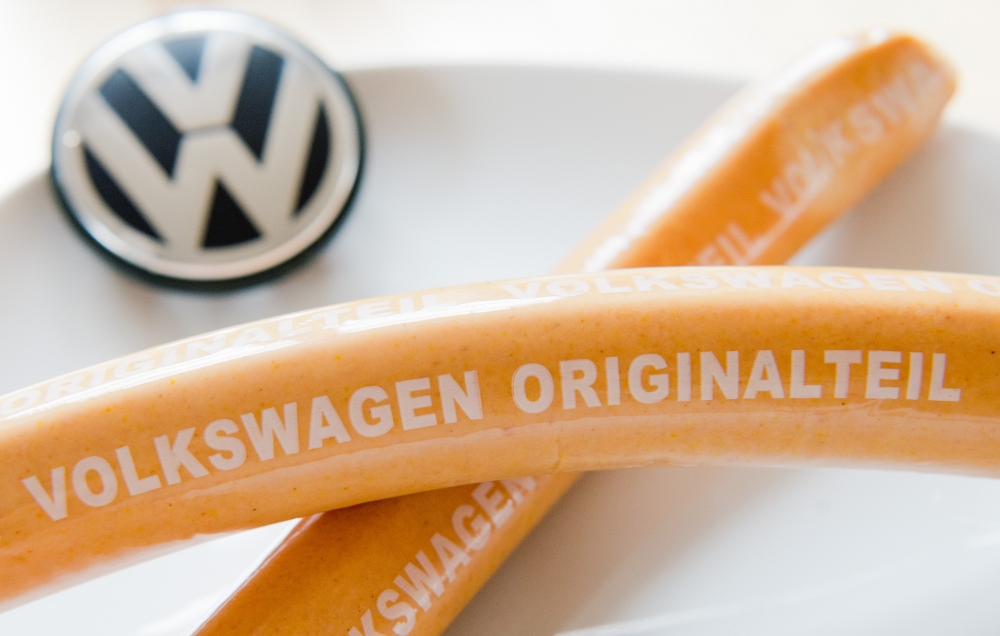 Най-продаваният Volkswagen за 2019 г. се оказа… наденичка