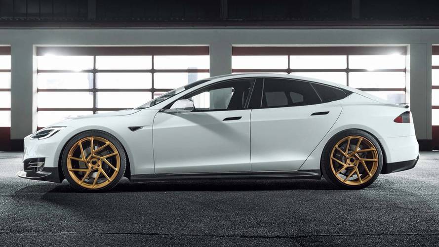 Novitec предлага подобрения за Tesla Model S