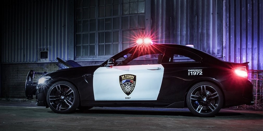 Полицейско купе М2 за полицията (видео)