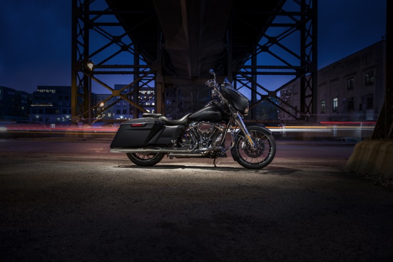 Harley-Davidson с нов bagger стил за вдъхновяващи части и аксесоари