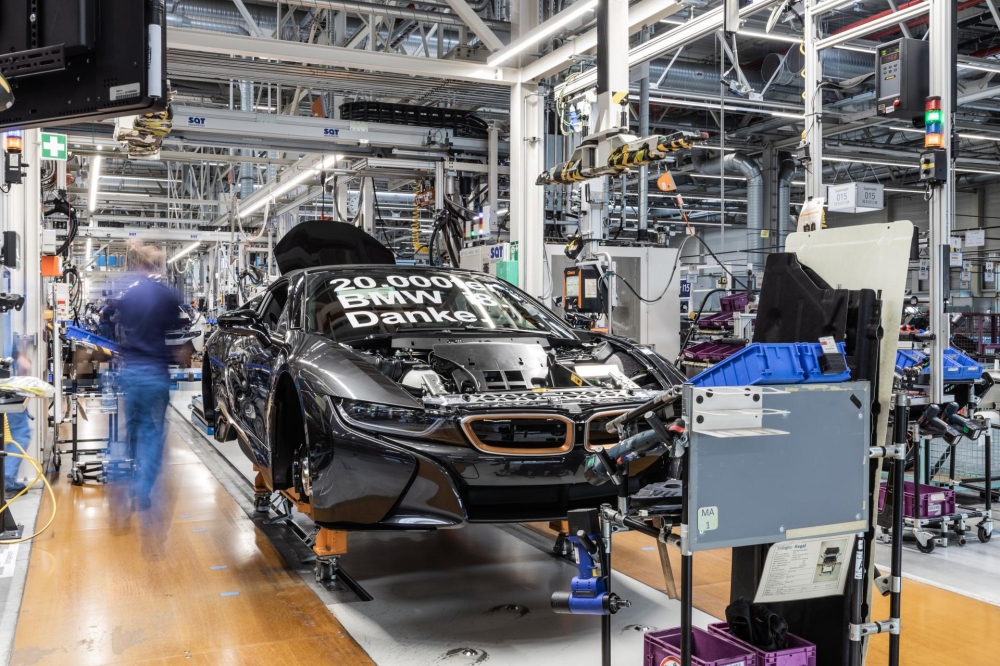 BMW приключва с производството на i8 през април 2020 г.