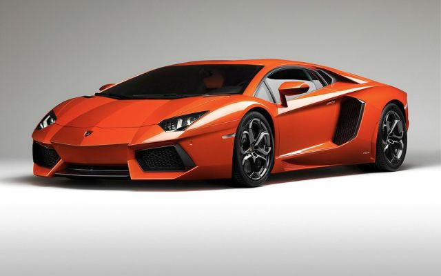 Lamborghini отлага наследника на Aventador за 2024?