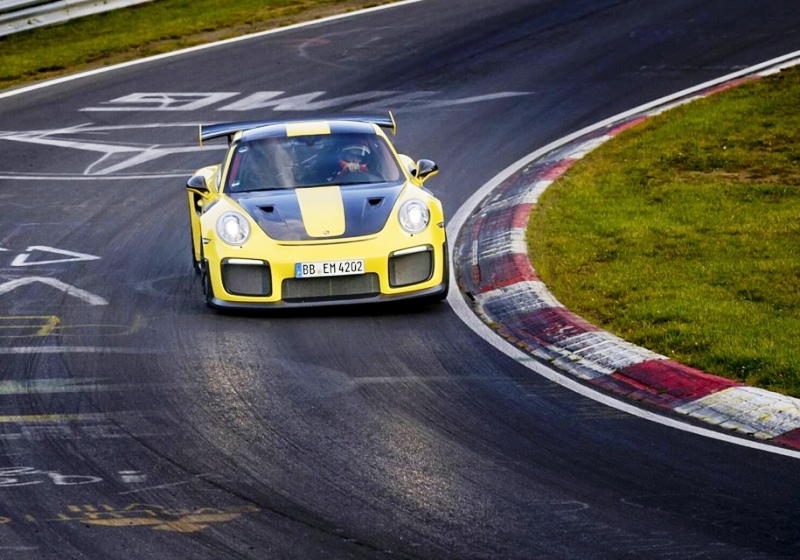 Най-мощното Porsche 911 с рекорд на Нюрбургринг (видео)