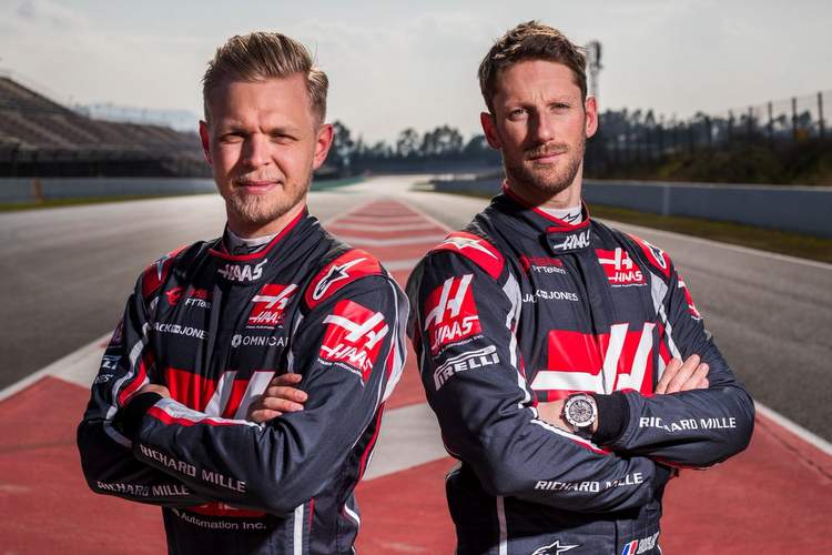 Двамата пилоти на Haas остават за догодина