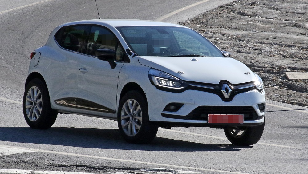 Renault планира още един малък кросоувър освен Captur