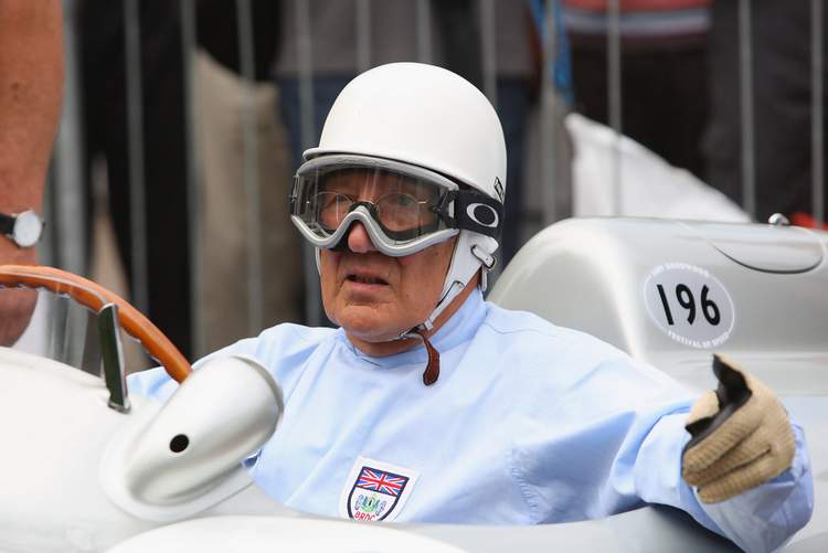 Стърлинг Мос си върна най-нежелания рекорд във Формула 1