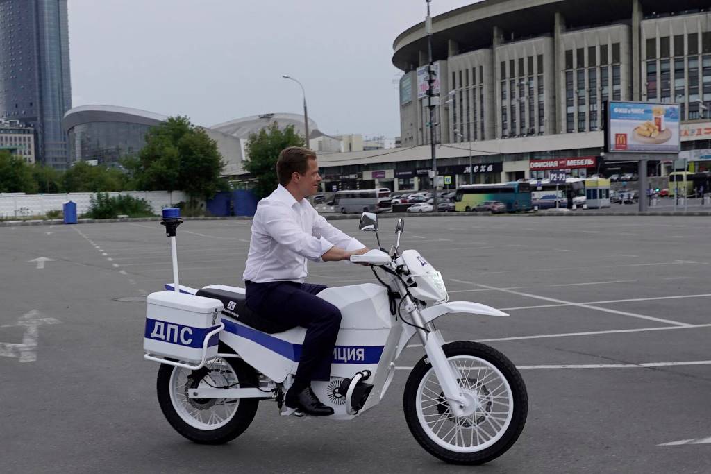 "Калашников" направи електрически мотор за полицията (видео)
