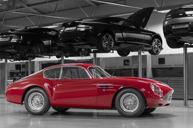 Aston Martin възроди класическия DB4 Zagato (видео)