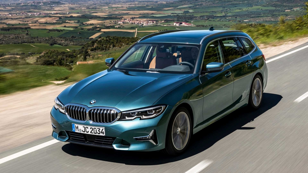 Дебют за BMW Серия 3 комби – по-голям, по-лек и по-бърз