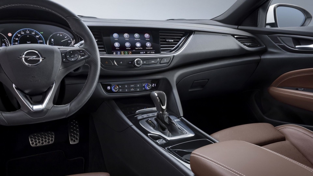 Нова инфотейнмънт система за Opel Insignia