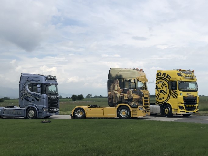 Truck Expo 2019: Уникални тунинговани влекачи пристигнаха на „Лесново“