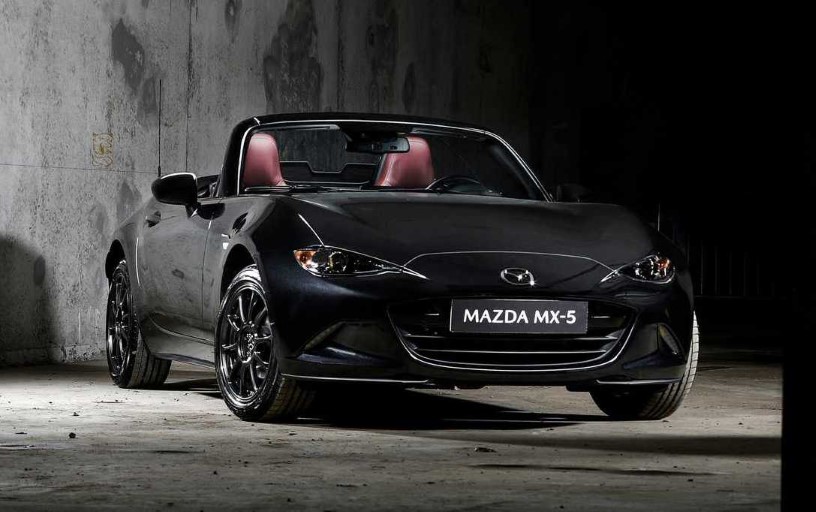 Специална версия Eunos Edition за роудстъра Mazda MX-5