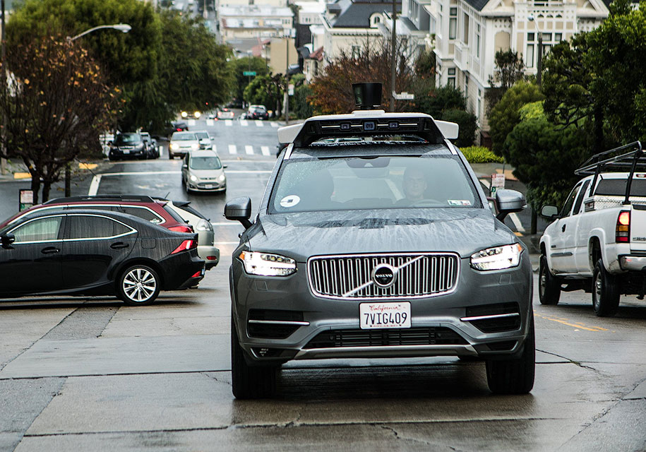 Volvo ще достави 24 000 автономни XC90 на Uber