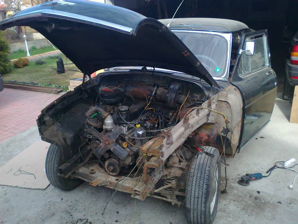 Вижте процеса по реставрация на ГАЗ М21 в снимки