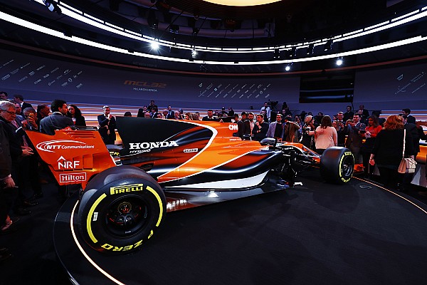McLaren остава с Honda и за сезон 2018
