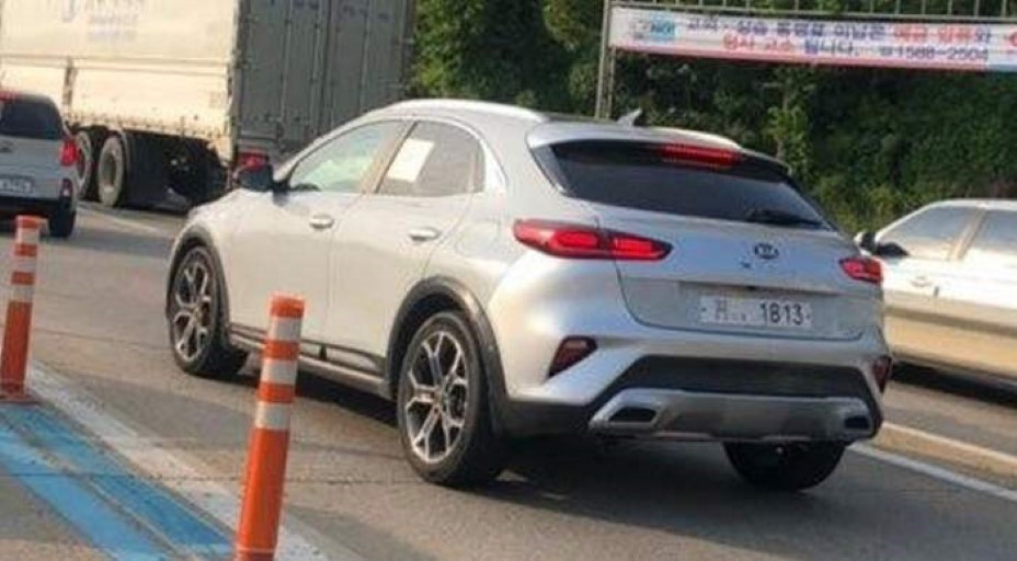 "Хванаха" новия Kia Xceed по време на тестове в Южна Корея
