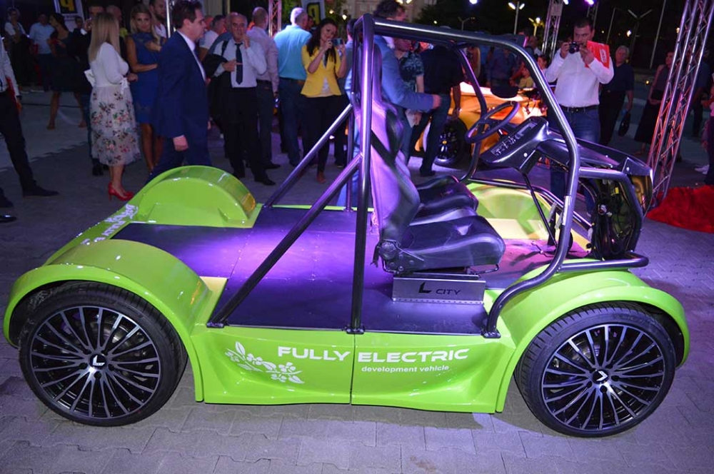 Sin Cars ще продава БГ градска кола в Индия