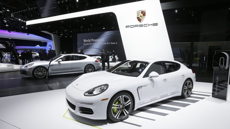 Детройт 2017: Porsche пропуска изложението
