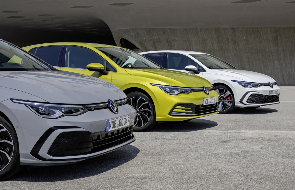 Volkswagen представя на пазара пет електрифицирани версии на Golf
