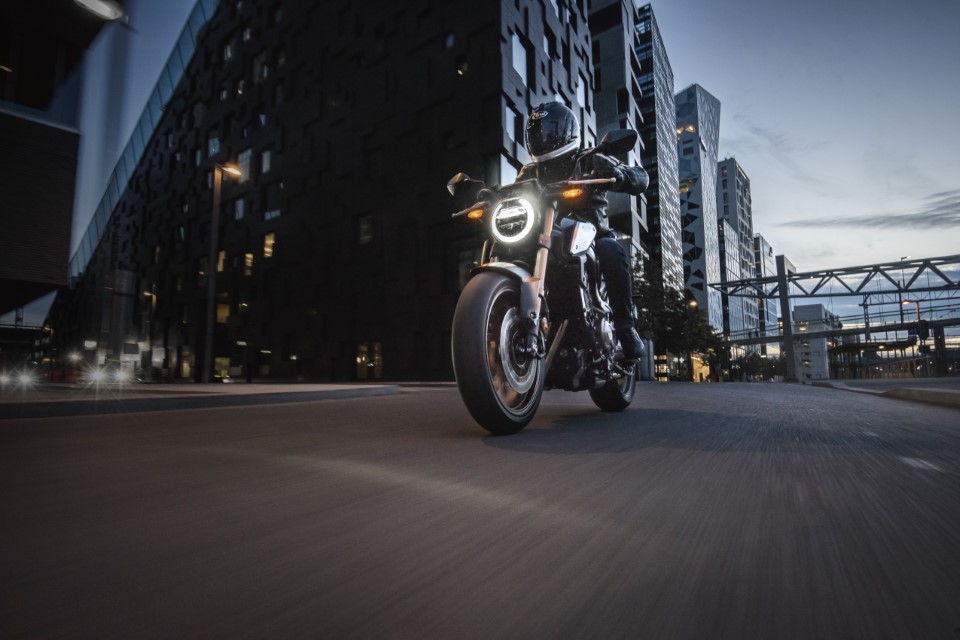 Moto Expo 2019: CB650R с БГ дебют в щанда на Honda