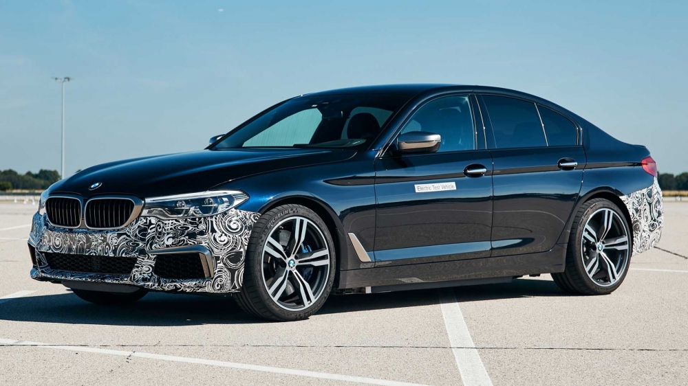 BMW извади експериментален електрически автомобил с 10 000 Нм (обновена)