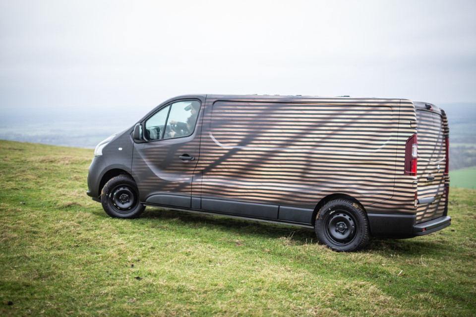Брюксел 2019: Нисан с концептуален ван за дърводелци (видео)