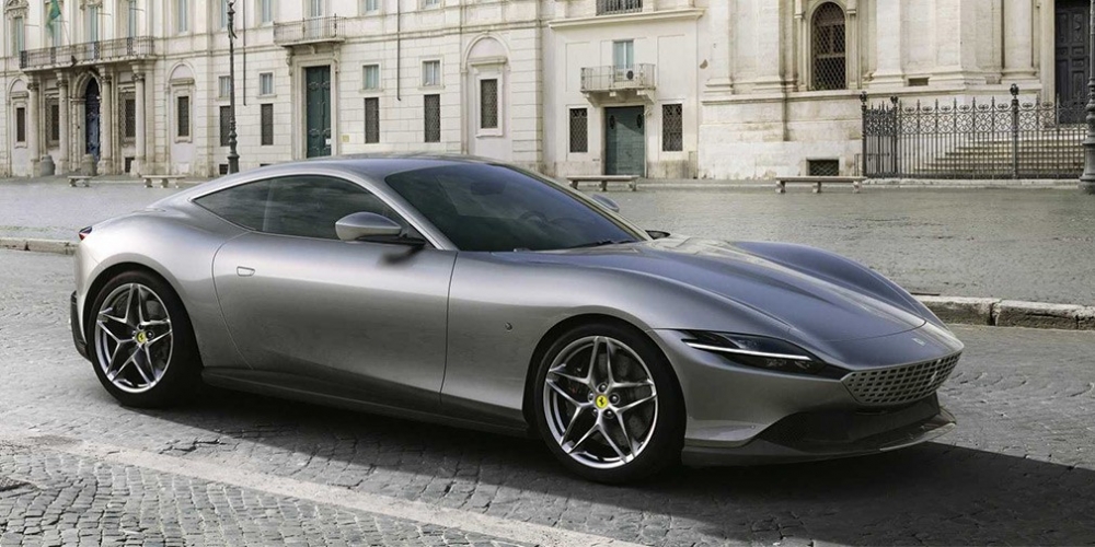 Ferrari представи новия спортен модел Roma