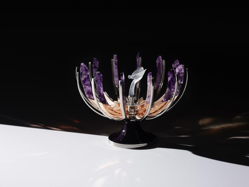 Автобижу: Яйце "Духът на екстаза" от Rolls-Royce и Fabergé (видео)