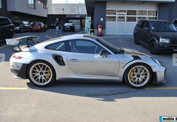 БГ пазар: Това Porsche 911 GT2 RS се продава в Кюстендил и струва 1 милион лева!