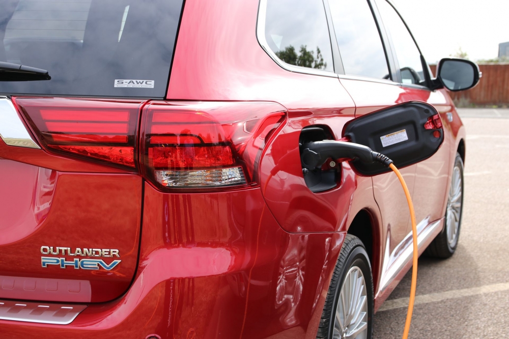 Mitsubishi все още не планира електрически SUV