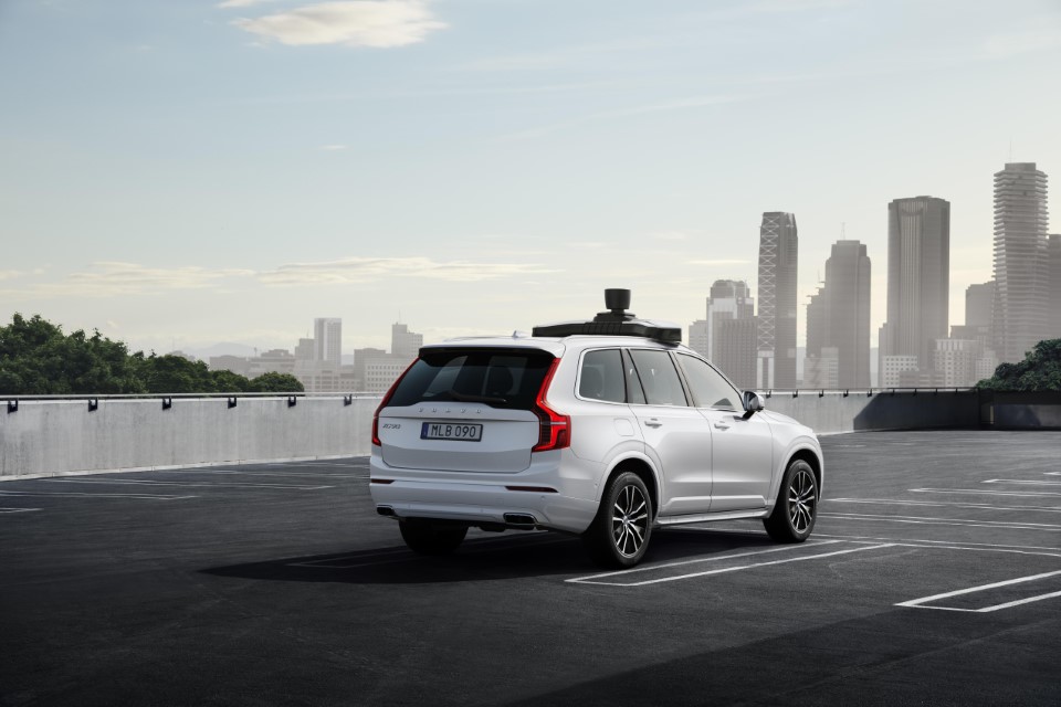 Volvo Cars и Uber готови с автономна кола
