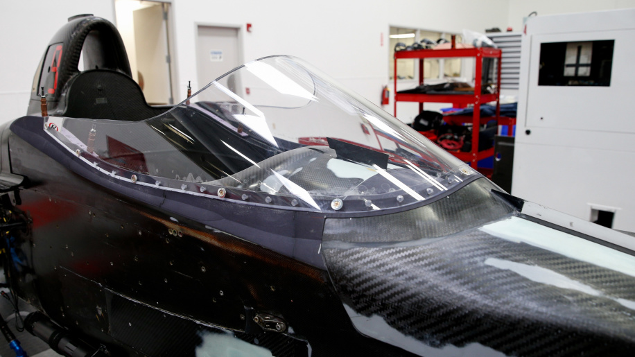 В IndyCar тестват алтернатива на системата Halo