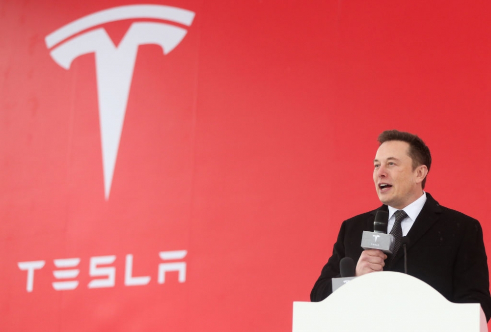 Мъск обеща автономни таксита Tesla за догодина