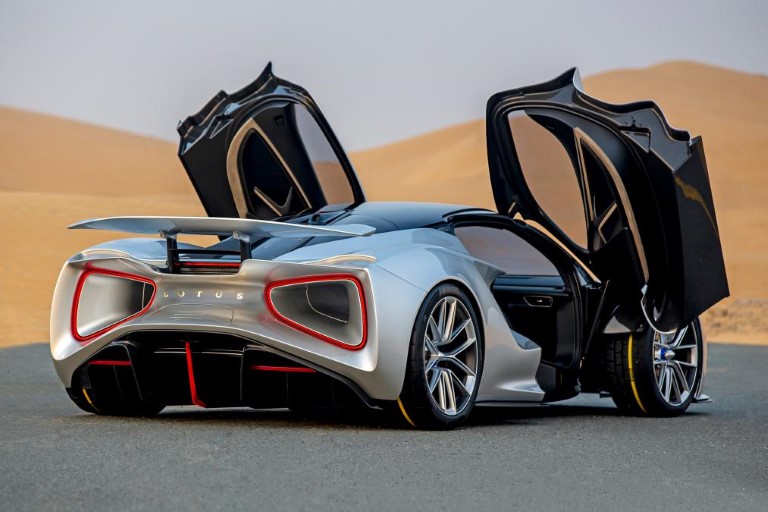 Най-мощната серийна лека кола в света излиза на пазара след година