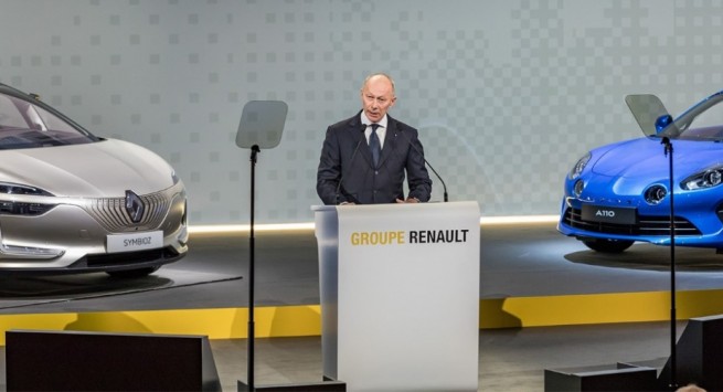 Шефът на Renault успешно се пази от среща с боса на Nissan