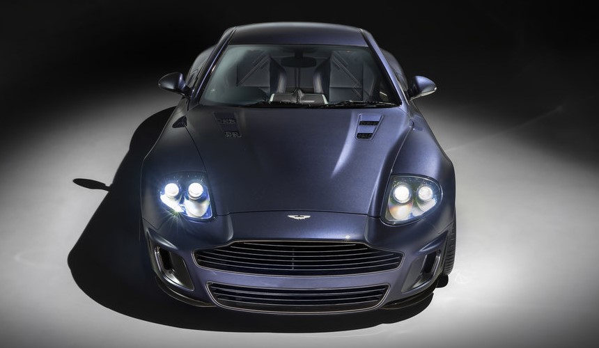 Callum пипна Aston Martin Vanquish