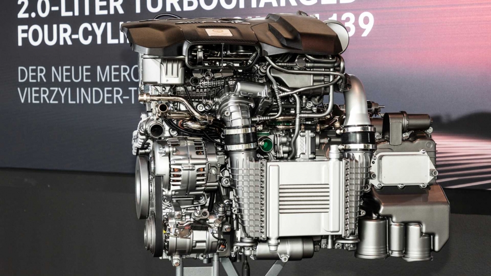Mercedes-AMG извади най-мощния 4-цилиндров сериен двигател в историята