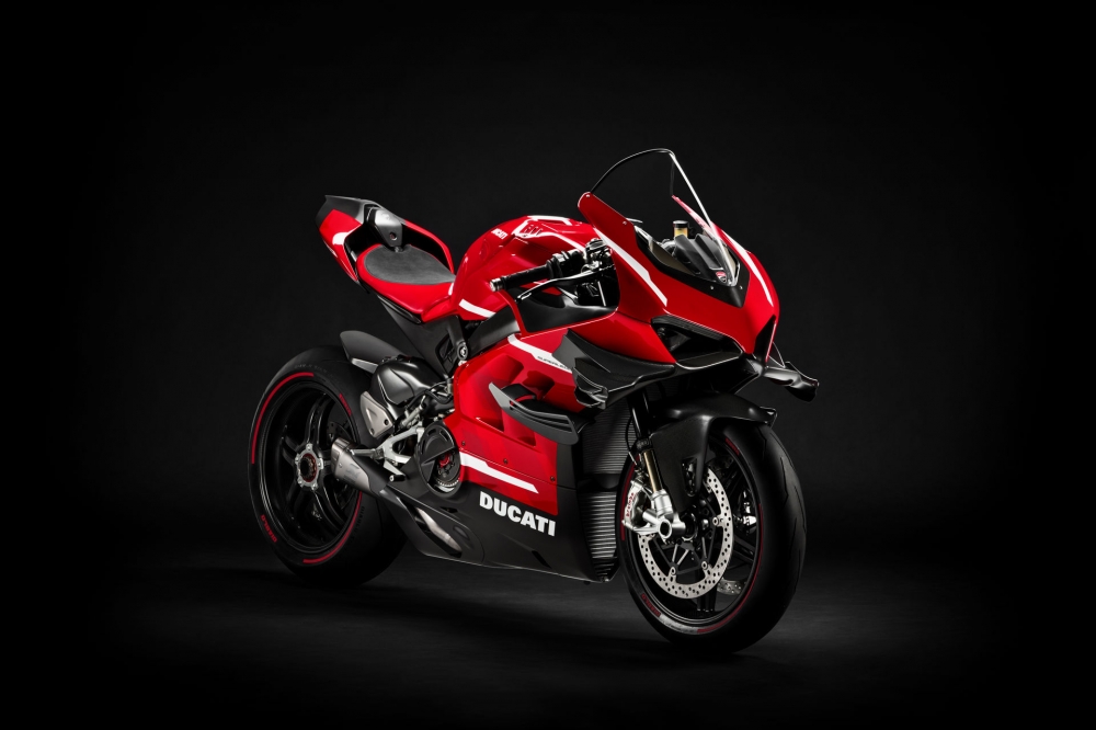 Superleggerra V4 е най-мощният мотор в историята на Ducati – 231 к.с. при тегло 152 кг