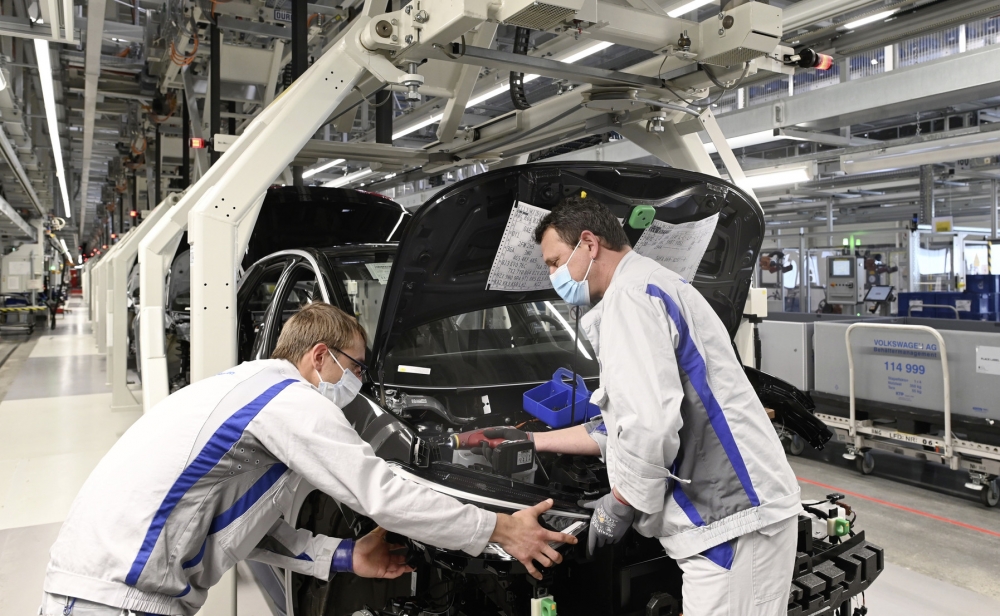 Volkswagen поднови производството на ID.3 в Цвикау
