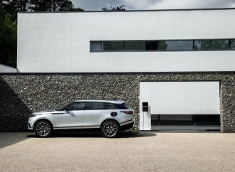 Плъг-ин хибридно задвижване и за Land Rover Range Rover Velar
