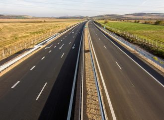 Отвориха първия 17-км участък от новата магистрала за Сърбия (видео)