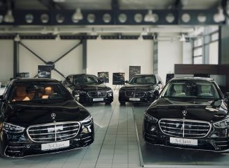 Чисто новият Mercedes S-Class е вече в България с цена от 215 400 лева